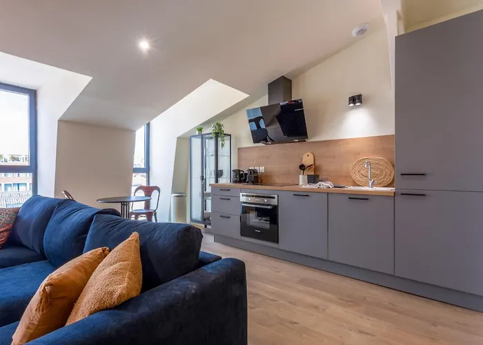 Full Loft * تولوز